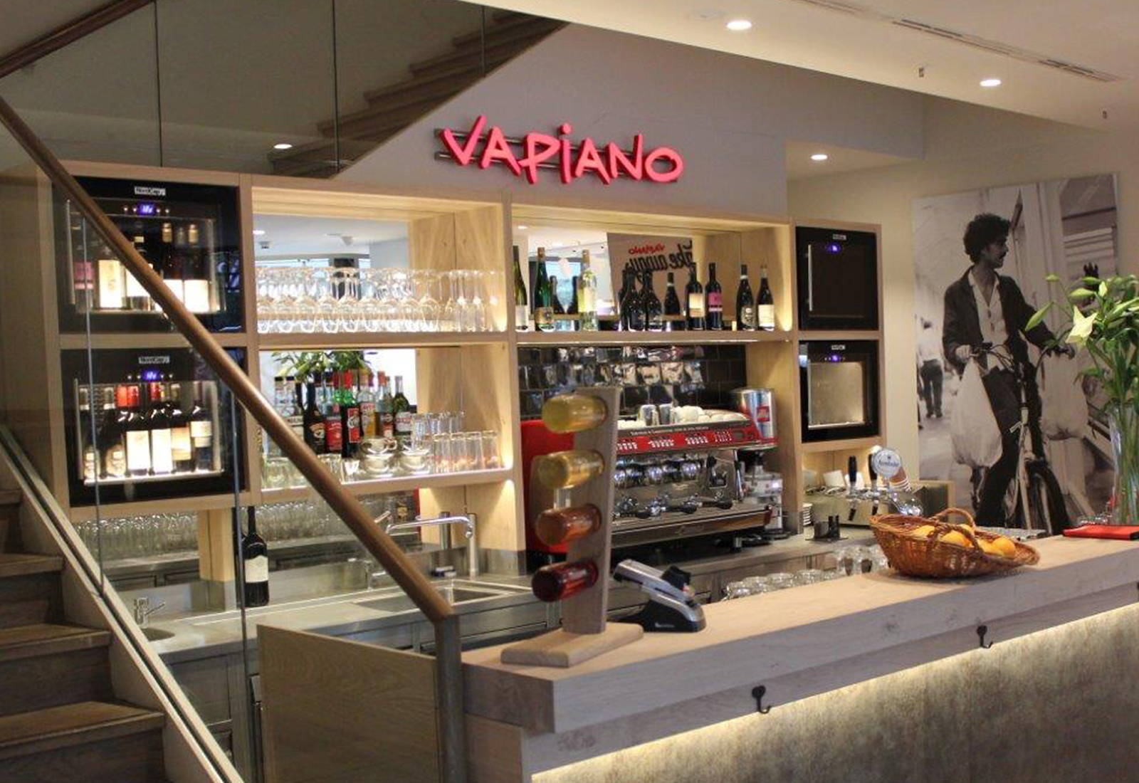 Architekt Bonn Vapiano takeaway Bereich